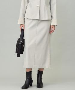 Теплая атласная юбка I-силуэта