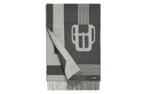 Вязаный шарф женский серый HERMES