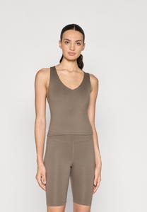 Топ Girlfriend Collective FLOAT ZOE TANK CROSS BACK, Mink/Brown