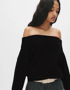 Асимметричный мягкий трикотажный свитер Pull&Bear черного цвета