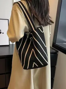 Женская сумка-тоут из холста с геометрическим принтом Doux Belle, цвет Black