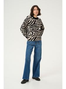 Kaffe Вязаный свитер KAwilma стандартного кроя, цвет черный/перья. Анималистический крой