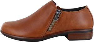 Женские лоферы NAOT Autan, Brown Peanut