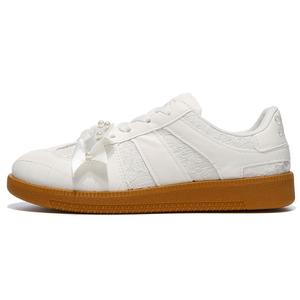 Дышащие и легкие женские низкие кеды Casual Shoes Georgina Goodman, белый