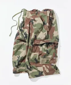 Карго-шорты из рипстопа с камуфляжным рисунком и изогнутым силуэтом