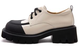 Лоферы женские низкие верх экрю черный Anthony Miles