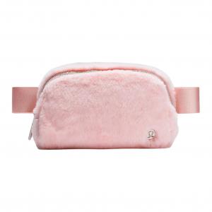 Lululemon Полиэстеровый поясной рюкзак женский клубничный молочный коктейль, Strawberry Milkshake