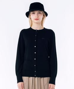 Вязаный шерстяной кардиган, который можно стирать.