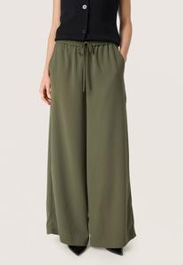 Брюки Soaked in Luxury, цвет Grape Leaf