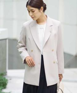 Двубортный пиджак из двуслойной ткани Avv, цвет Greige