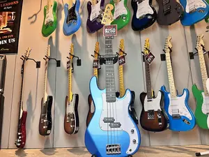 Электрический бас Gephardt Array - Синий мерцающий