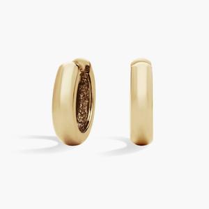 Мини-серьги-кольца Huggie Hoop из 14-каратного желтого золота (4x15 мм) Blue Nile