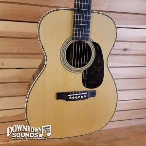 Акустическая гитара Martin 00-28 Grand Concert с фирменным жестким чехлом Martin (2025 г., ревизия)