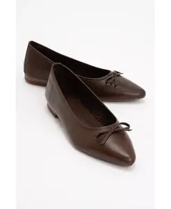 Балетки Ruby с острым носом из кожи Forever & Always Shoes, коричневый