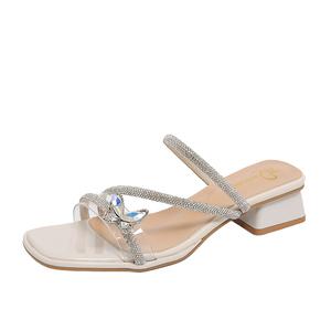 Puppytown Скользостойкие износостойкие шлепанцы женские бежевые, цвет Beige