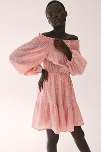 Платье с открытыми плечами H&M, розовый