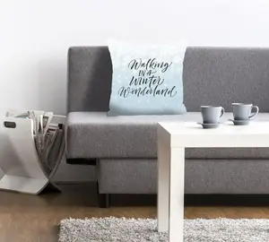 Королевская декоративная подушка "ЗИМНЯЯ СТРАНА ЧУДЕС", чехол на подушку без наполнения, 1 шт Queence 40х40 см, синий