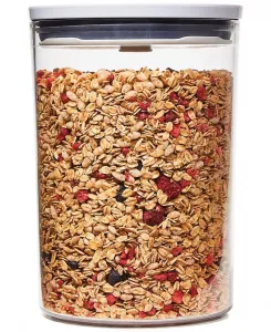 Контейнер для хранения продуктов Good Grips Medium Round Pop Oxo, белый