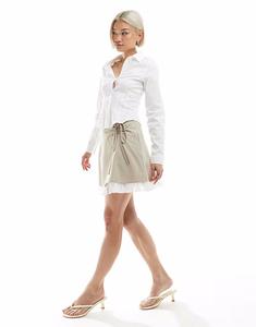 Мини-юбка Miss Selfridge с оборками по подолу, скроенная на заказ, в каменном цвете