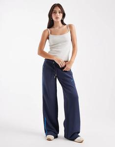 Спортивные брюки прямого кроя с логотипом Superdry Athletic essentials в цвете Lauren Navy