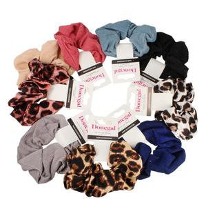 ДОНЕГАЛ Украшения для волос - резинка (FA-5647) - микс цветов 1 шт Donegal