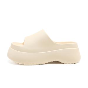 Тихие тапочки-шлепанцы EVA для женщин бежево-желтые EXULL Q