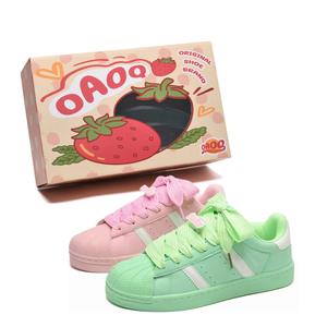 OAOQ Амортизирующие, износостойкие, легкие и дышащие низкие скейтбордские кроссовки унисекс розово-зеленые непарные с аксессуарами, цвет Pink Green Mismatched (with Accessories)