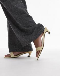 Босоножки Inga с квадратным носком и средним каблуком бледно-желтого цвета Topshop