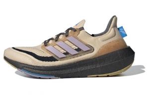 Кроссовки adidas Ultra Boost Light Crystal Sand Preloved Fig, коричневый