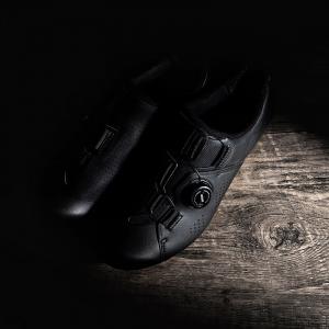 Sendike Шоссейная велосипедная обувь Профессиональная велосипедная обувь для мужчин и женщин [Haohan] Черный 43 Santic