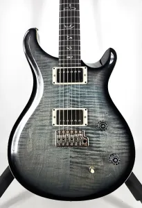 PRS CE 22 Ограниченное издание 1/200 для всего мира - Faded Blue Smokeburst Серийный номер: 0412857