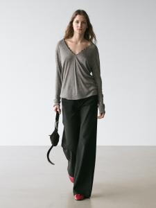 Футболка с V-образным вырезом и кружевной отделкой Massimo Dutti, grey marl