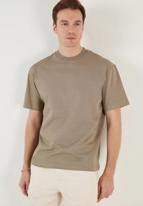 Базовая футболка Regular Fit Buratti, хаки
