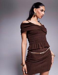 Укороченный топ-бюстье с завязками на плечах и сборками ASOS DESIGN коричневого цвета