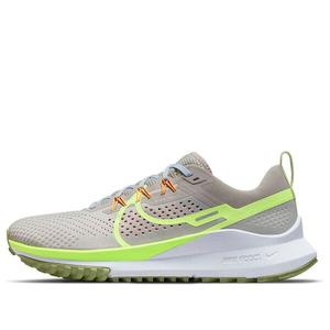Кроссовки react pegasus trail 4 'light iron ore volt' Nike, мультиколор