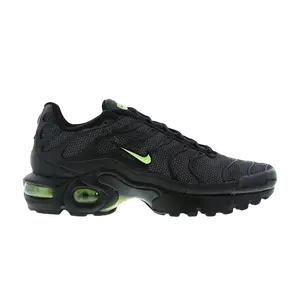 Кроссовки Nike Air Max Plus SE BG 'Black Volt', черный