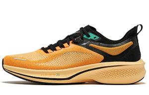 Мужские кроссовки Lightning 3.0 летние амортизирующие с отскоком низкие Beeswax Orange Black Erke