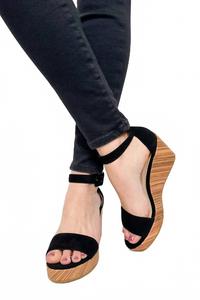 Женские сандалии Witten из черной замши PELLE MODA