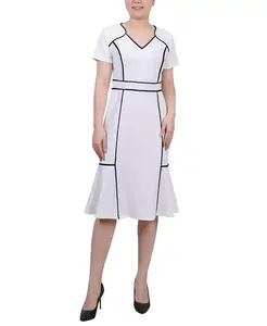 Женское платье с коротким рукавом и отделкой в рубчик NY Collection, белый