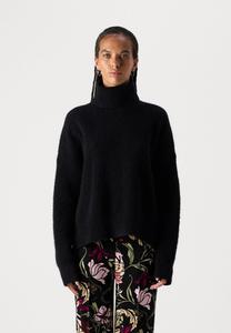 Вязаный свитер ALPHA Gestuz, черный