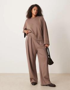 Широкие брюки Curve из флиса ASOS DESIGN, насыщенного серо-коричневого цвета