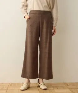 Широкие брюки на флисовой подкладке, длина 63 см.