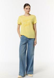 Футболка с принтом MIT LOGO-TAPE AUF DEN SCHULTERN comma casual identity, светло-желтый