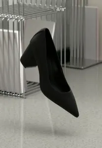 Классические туфли на каблуке devany Hugo, Black