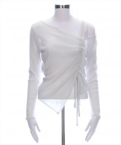 Топ с боковым шнурком на одно плечо, прозрачный, сшитый по фигуре.