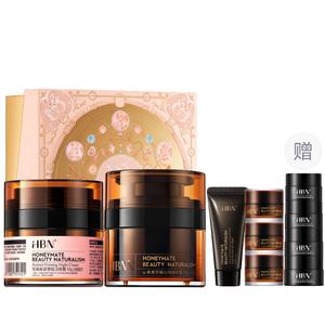 Наборы для ухода за кожей Unisex HBN