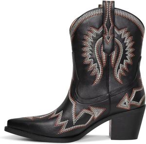 Женские вестерн-сапоги Металлическая вышивка Зауженный носок Ковбойские ботинки на толстом каблуке С короткие ковбойские ботинки С широким голенью Стиль кантри HOCHFART, B Black