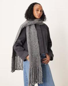 Шарф из смеси шерсти и косичек темно-серого цвета Asos Design