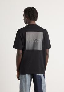 Футболка с принтом DUSPLITO HUGO, черный