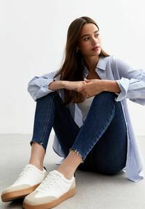 Джинсы облегающие HALLIE DISCO FRAYED HEM SUPER New Look, синий